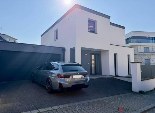 Luxury home in Truchtersheim, Bas-Rhin