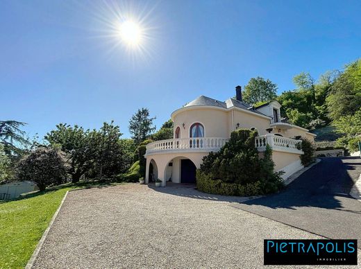 Luxury home in Miribel, Ain
