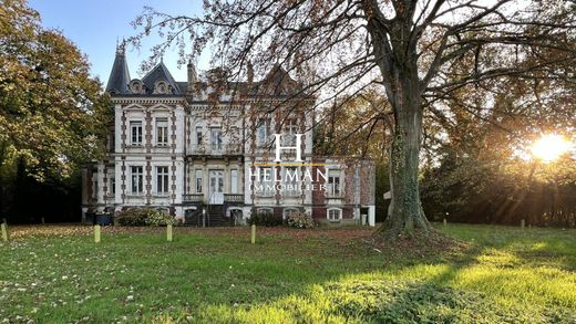 Schloss / Burg in Haut-Arques, Pas-de-Calais