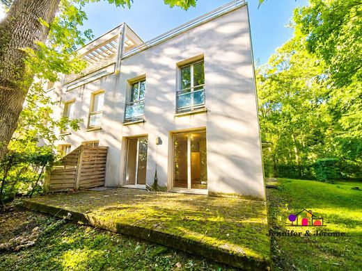 Apartamento - Montmorency, Val d'Oise