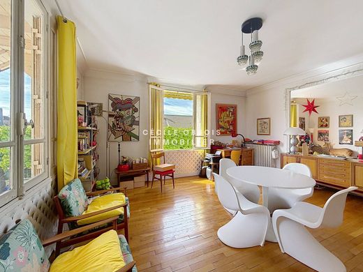 Casa di lusso a Joinville-le-Pont, Val-de-Marne