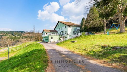 Residential complexes in Combrimont, Vosges