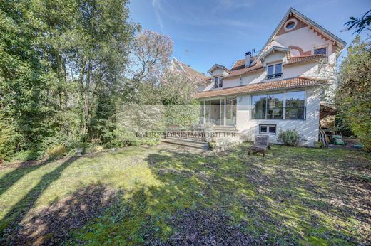 Luxury home in Le Pecq, Yvelines