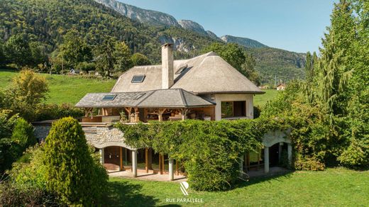 Lüks ev Lathuile, Haute-Savoie