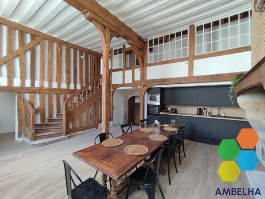 Apartment in Orléans, Loiret