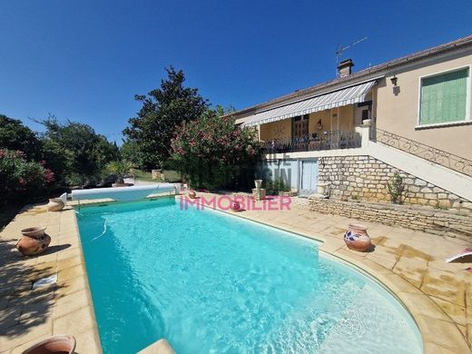 Luxury home in L'Isle-sur-la-Sorgue, Vaucluse