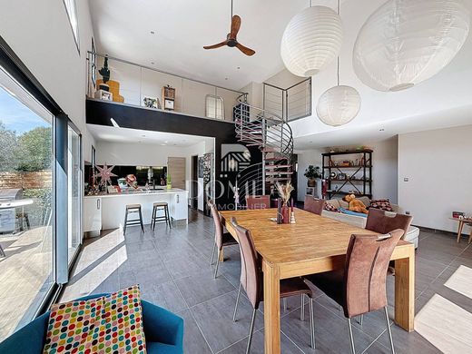 Luxury home in Clapiers, Hérault