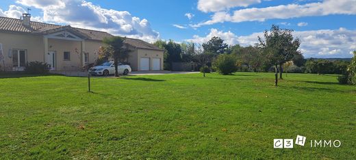 Luxury home in Saint-Élix-le-Château, Upper Garonne