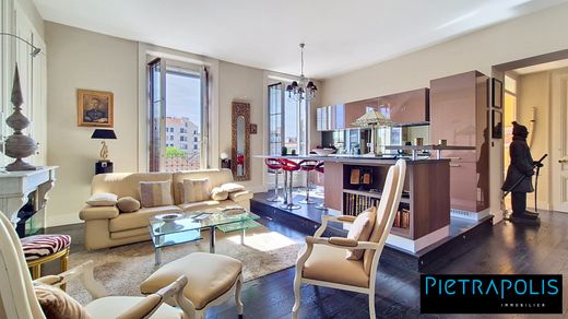 Apartment in Lyon, Rhône