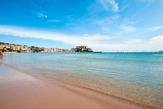 Квартира, Кальви, Upper Corsica