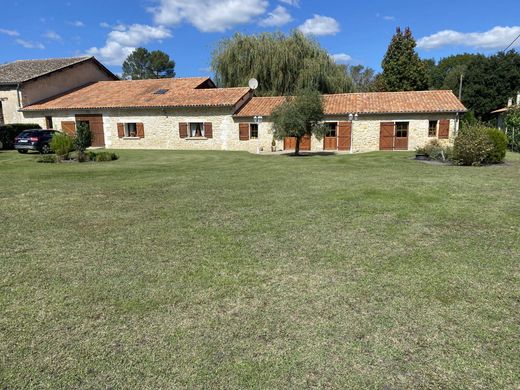 Casa di lusso a Gaillan-en-Médoc, Gironda