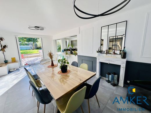 Luxury home in Saint-Julien-de-Concelles, Loire-Atlantique