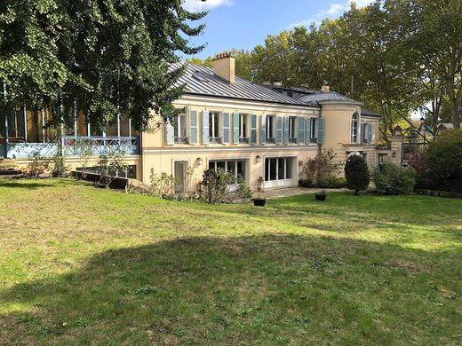 Luxury home in Versailles, Yvelines