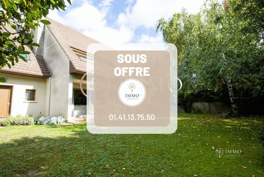 Bourg-la-Reine, Hauts-de-Seineの高級住宅