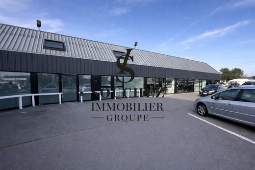 Edificio en Avion, Paso de Calais