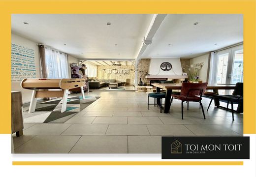 Casa de lujo en Louvres, Valle de Oise