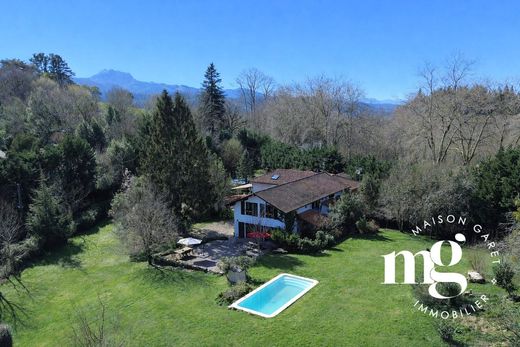 Luxury home in Urrugne, Pyrénées-Atlantiques