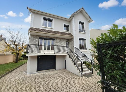 Casa di lusso a Gournay-sur-Marne, Seine-Saint-Denis