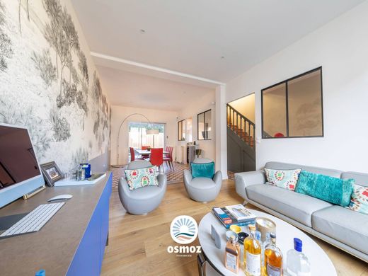 Luxury home in La Rochelle, Charente-Maritime