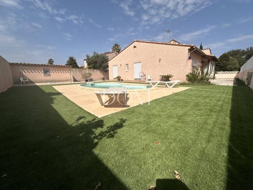 Maison de luxe à Toulouges, Pyrénées-Orientales