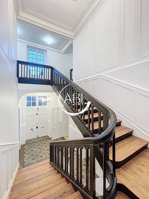 قلعة ﻓﻲ Domfront, Orne