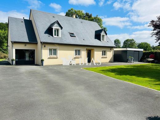 Luxury home in Pont-l'Évêque, Calvados