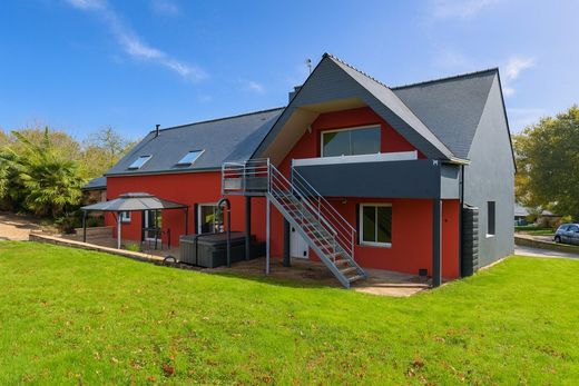 Luxus-Haus in Caudan, Morbihan
