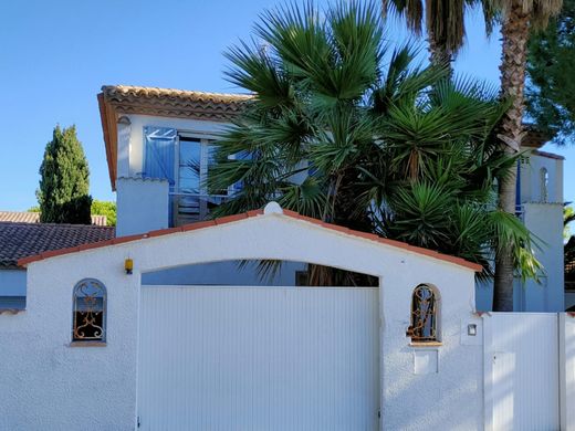 Luxury home in Agde, Hérault