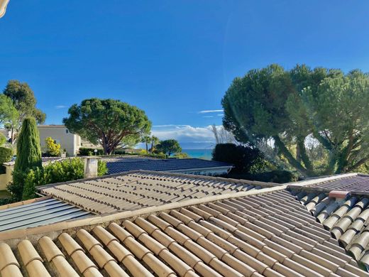 Casa de luxo - Villeneuve-Loubet, Alpes Marítimos
