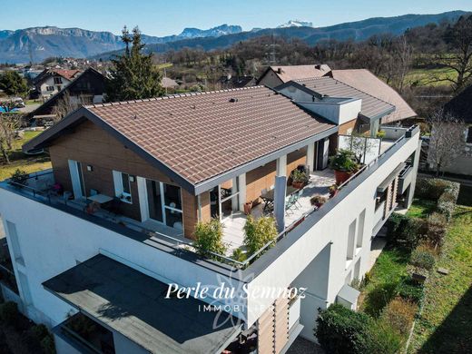 Apartament w Seynod, Haute-Savoie