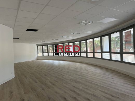 Office in Aix-en-Provence, Bouches-du-Rhône