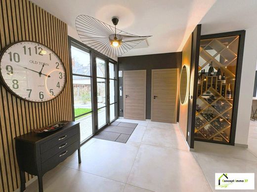 Luxury home in Rochecorbon, Indre and Loire