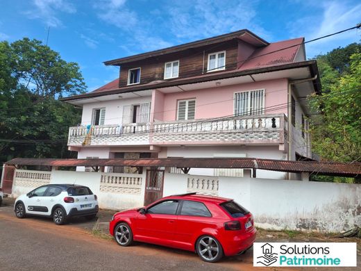 公寓楼  Cayenne, Arrondissement de Cayenne