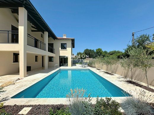 Luxus-Haus in Mâcon, Saône-et-Loire