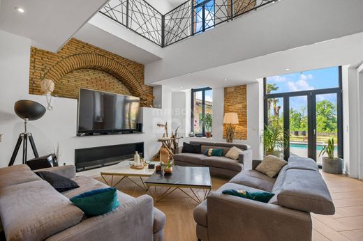 Luxury home in Carbonne, Upper Garonne