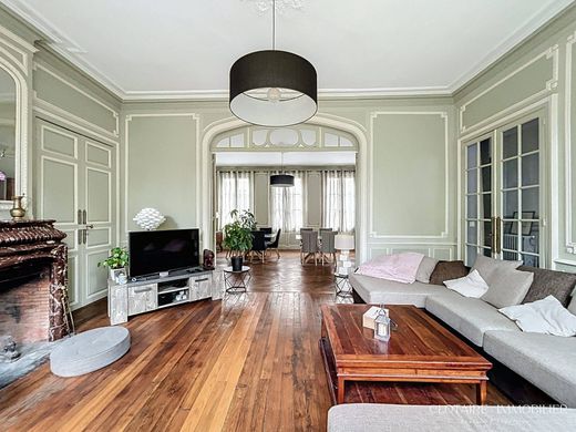 ‏בתי יוקרה ב  Compiègne, Oise