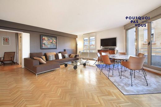 Apartment / Etagenwohnung in Lyon, Rhône