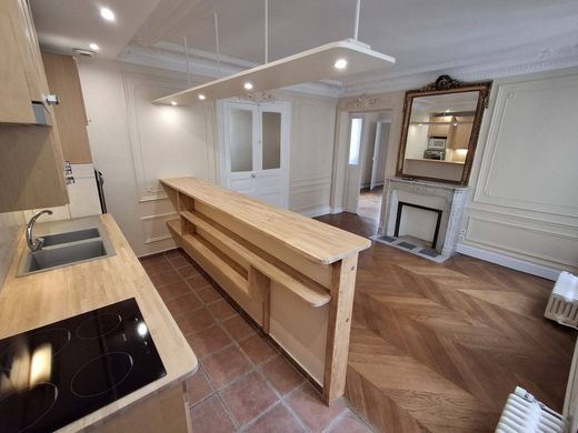 아파트 / La Muette, Auteuil, Porte Dauphine, Paris