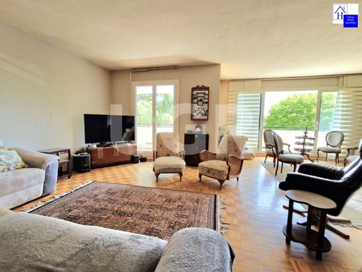 Appartamento a Saint-Maur-des-Fossés, Val-de-Marne