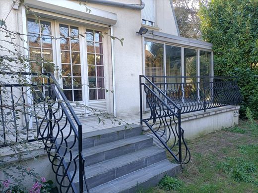 Luxury home in Maisons-Alfort, Val-de-Marne