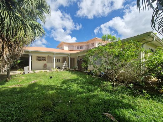 Maison de luxe à Le Lamentin, Martinique