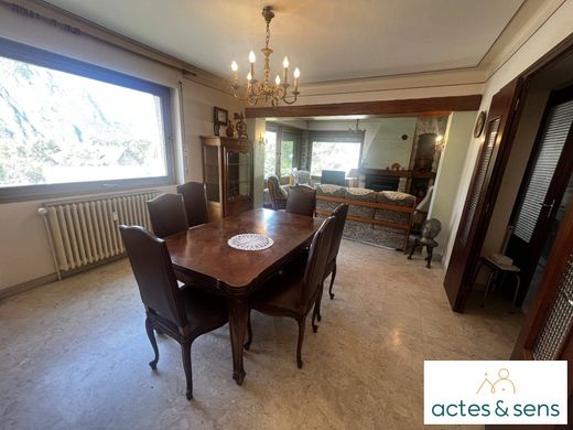 콘도미니엄 / Saint-Julien-Mont-Denis, Savoy