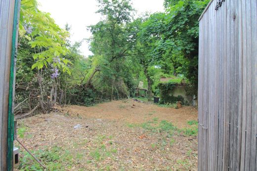 Terreno a Champigny-sur-Marne, Val-de-Marne