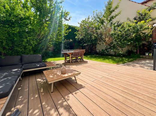 Διαμέρισμα σε Asnières-sur-Seine, Hauts-de-Seine