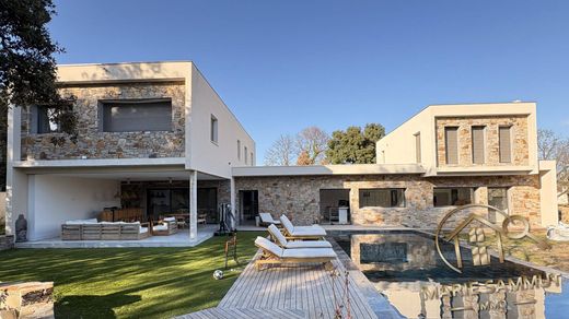 Luxe woning in Assas, Hérault