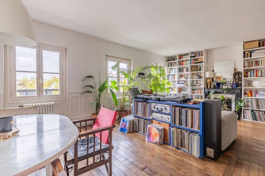 Apartment / Etagenwohnung in Canal Saint Martin, Château d’Eau, Porte Saint-Denis, Paris