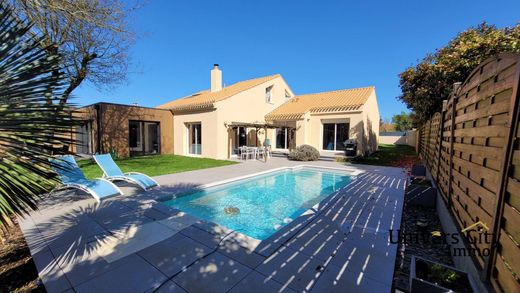Luxury home in Les Sorinières, Loire-Atlantique