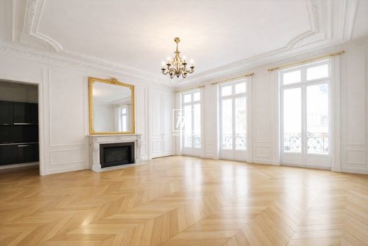 Квартира, Champs-Elysées, Madeleine, Triangle d’or, Paris