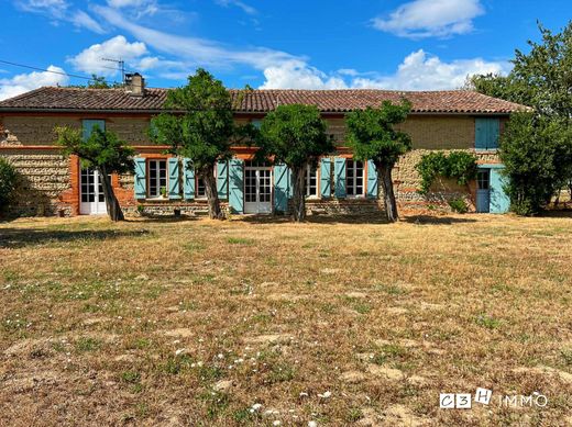 Casa di lusso a Lavernose-Lacasse, Alta Garonna