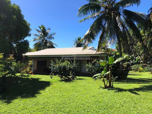 Luxury home in Tohautu, Îles du Vent